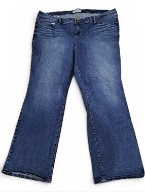 #050 Torrid 28 Tall Blue Jeans